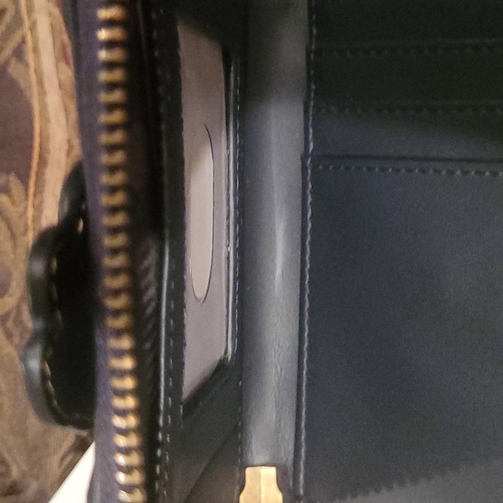 Harry potter hp loungfly wallet tagged wrapped from Disney diagon alley love ❤️ - Picture 7 of 9